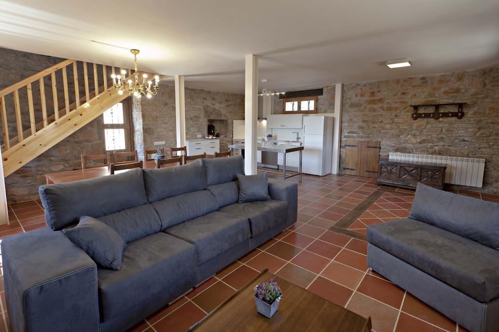 Masia Ca L'Anima Hotel La Baronia de Rialb Camera foto