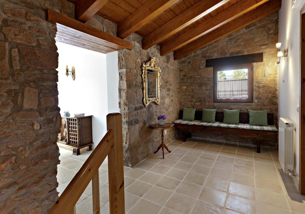 Masia Ca L'Anima Hotel La Baronia de Rialb Camera foto