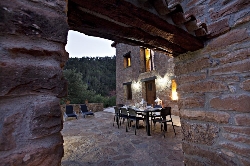 Masia Ca L'Anima Hotel La Baronia de Rialb Esterno foto